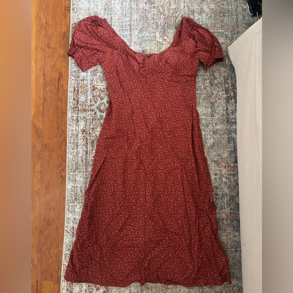 Madewell Sweetheart Puff-Sleeve Midi Dress in Carmine Floral